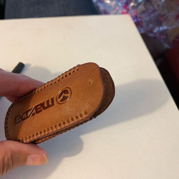 Mazda Key Fob Keychain in metal & Fob Case Cover in Brown Leather NWT - Picture 8 of 9